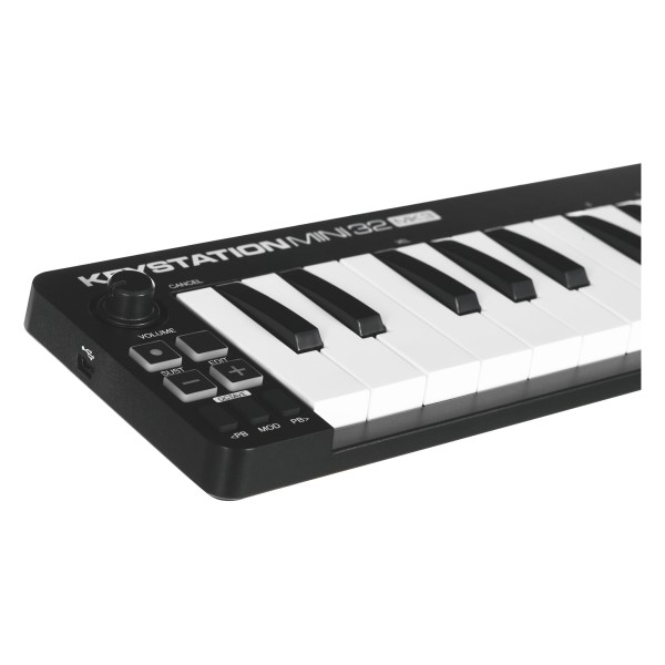 M-AUDIO Keystation Mini 32 MK3 MIDI keyboard 32 keys USB Black, White