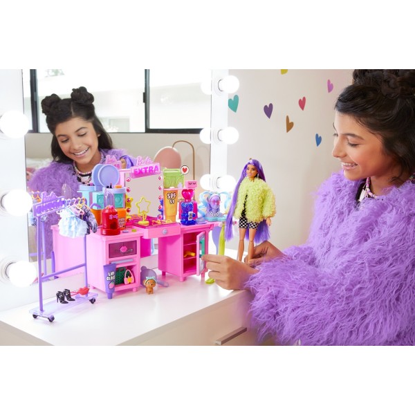 Barbie Extra Doll And Playset